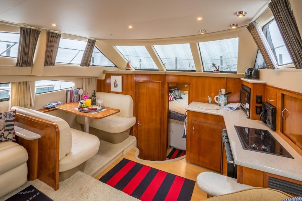 Sea Pearl Boston Yacht酒店 外观 照片