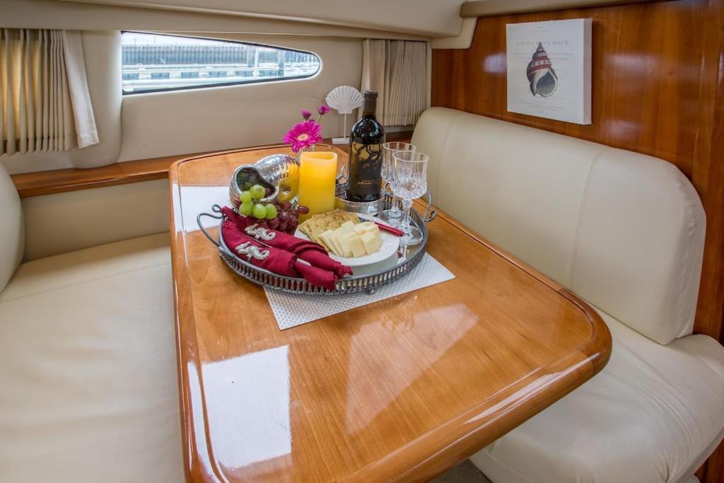Sea Pearl Boston Yacht酒店 外观 照片